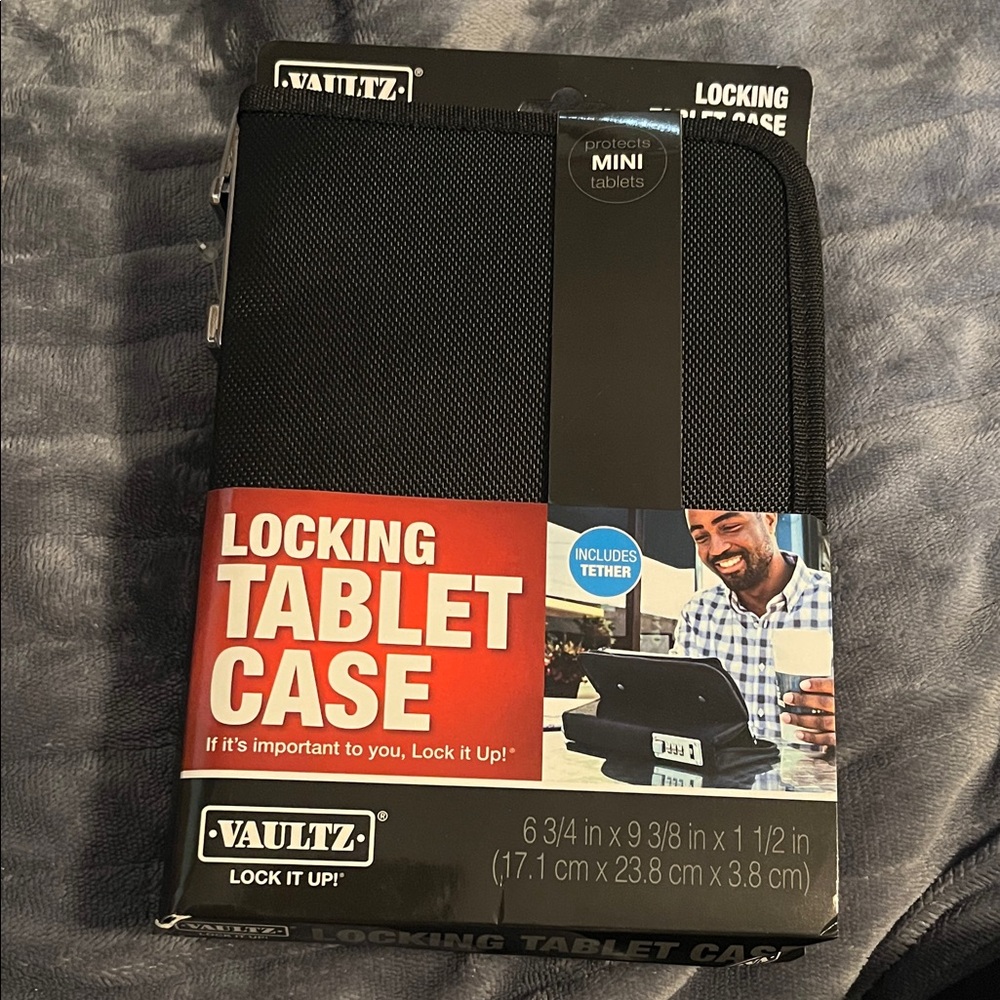 Vaultz Black Locking Tablet Case for Mini Tablets